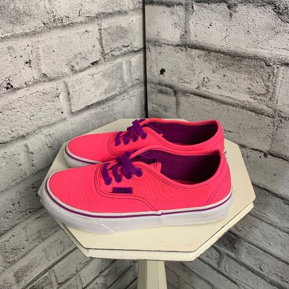 Vans Off the Wall Casual Pink Sneakers - Picture 4 of 7